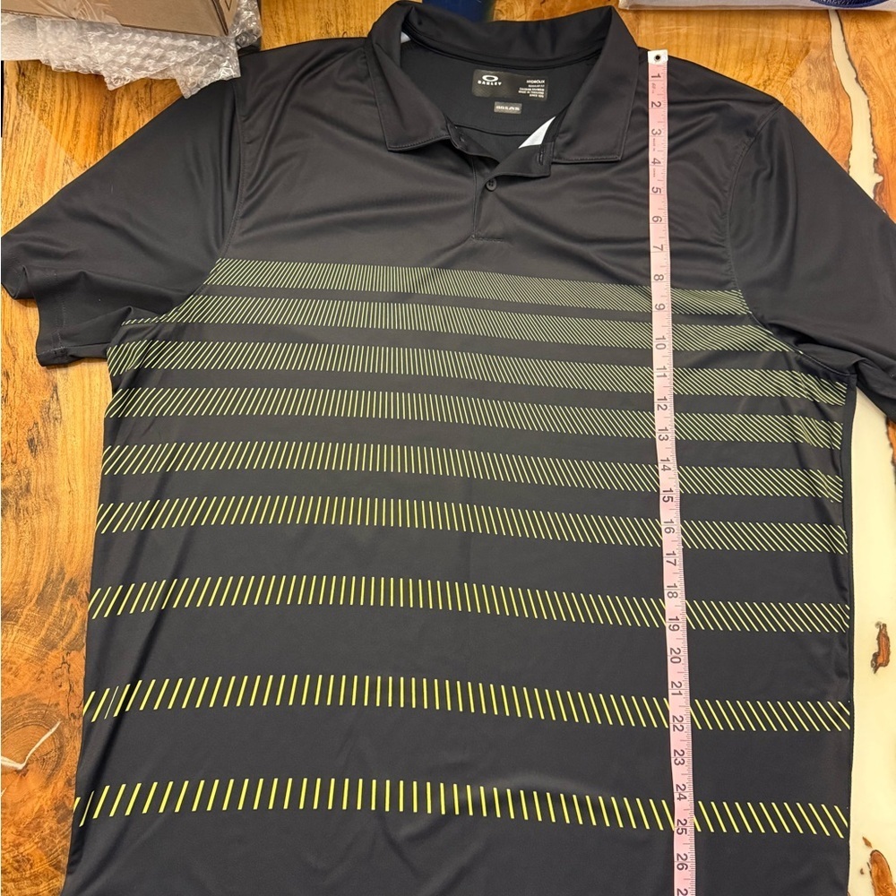 Oakley Golf Polo Mens XL Black Yellow Stripe Performance Athletic Shirt - Picture 4 of 5